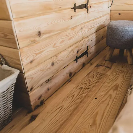 Chalet Romantic Woodland Famenne