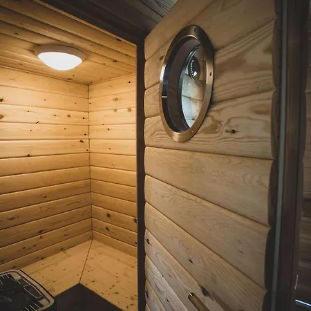 Chalet Romantic Woodland